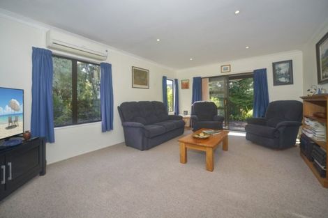 Photo of property in 6 Cobb Place, Otaki, 5512
