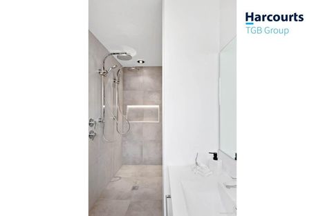 Photo of property in 63 Te Paea Avenue, Paerata, 2124