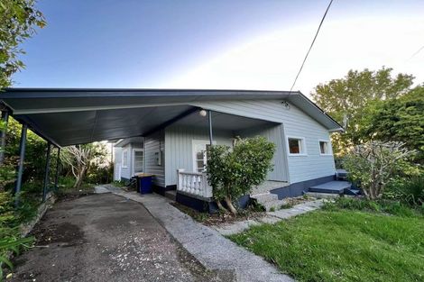 Photo of property in 16 Richards Avenue, Forrest Hill, Auckland, 0620