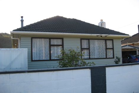 Photo of property in 43 Donnelley Drive, Wainuiomata, Lower Hutt, 5014