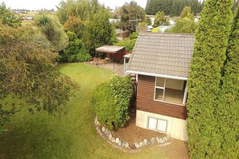Photo of property in 25 Duncan Street, Te Anau, 9600