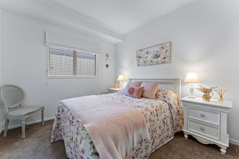 Photo of property in 5 Sophia Place, Karaka, Papakura, 2113