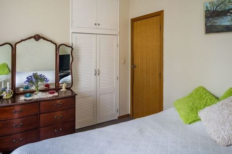 Photo of property in 4a Nikau Street, Eastbourne, Lower Hutt, 5013