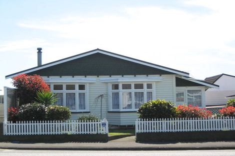 Photo of property in 156 Saint Aubyn Street, New Plymouth, 4310