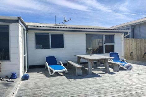 Photo of property in 463 Pukehina Parade, Pukehina, Te Puke, 3189