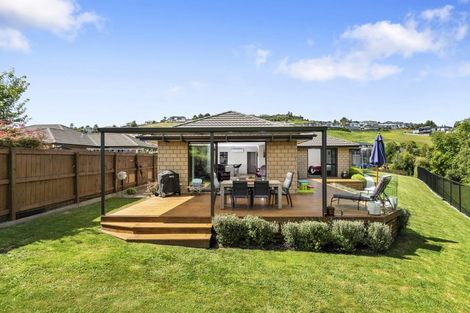 Photo of property in 141 Oteki Park Drive, Welcome Bay, Tauranga, 3112