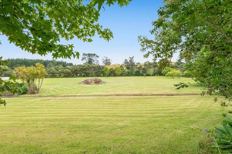 Photo of property in 786 South Head Road, South Head, Helensville, 0874