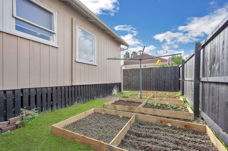 Photo of property in 25a Bunnythorpe Road, Papakura, 2110
