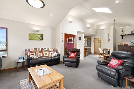 Photo of property in 12 Vermont Court, Huntington, Hamilton, 3210