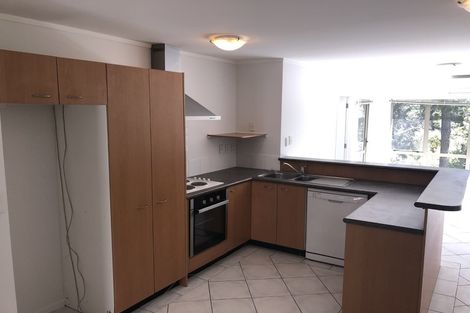 Photo of property in The Haven, 25/120 Beach Haven Road, Beach Haven, Auckland, 0626