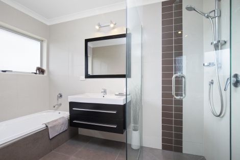 Photo of property in 19a Hoheria Place, Te Kauwhata, 3782