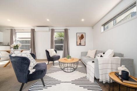 Photo of property in 18 Franklyn Road, Tawa, Wellington, 5028