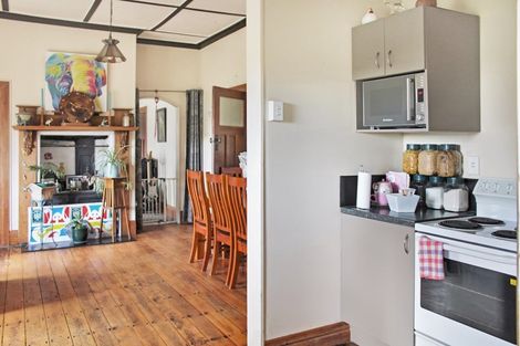 Photo of property in 13 Otanga Street, Dannevirke, 4930