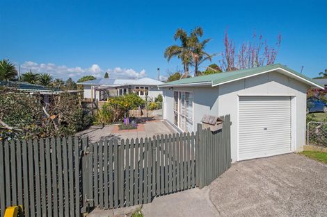 Photo of property in 1/31 Blanes Road, Weymouth, Auckland, 2103