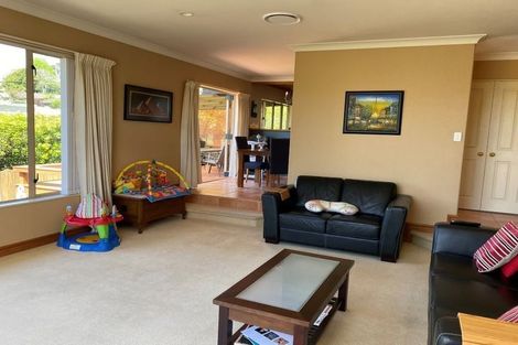 Photo of property in 43 Bayvista Close, Welcome Bay, Tauranga, 3112
