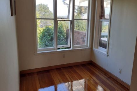 Photo of property in 3 Lewis Road, Pakuranga, Auckland, 2010