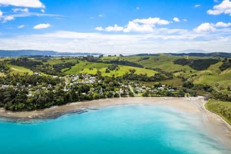 Photo of property in 62 Clinton Road, Tawharanui Peninsula, Matakana, 0986