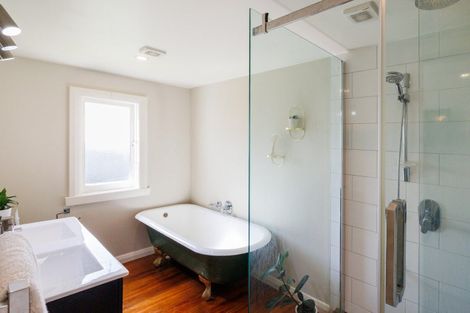 Photo of property in 239 Victoria Avenue, Hokowhitu, Palmerston North, 4410