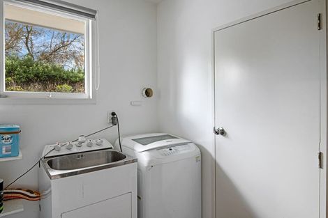 Photo of property in 91 Memorial Avenue, Ilam, Christchurch, 8053