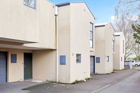 Photo of property in 3/25 Grove Road, Addington, Christchurch, 8024