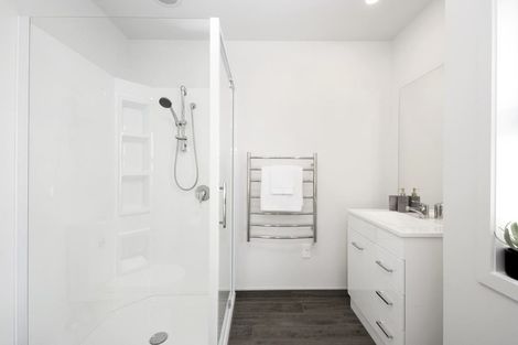 Photo of property in 13 Kahikatea Drive, Kinloch, Taupo, 3377