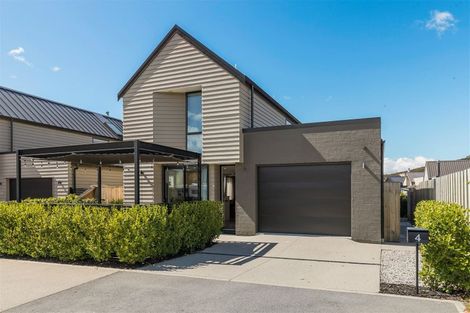 Photo of property in 4 Leaning Rock Lane, Wanaka, 9305