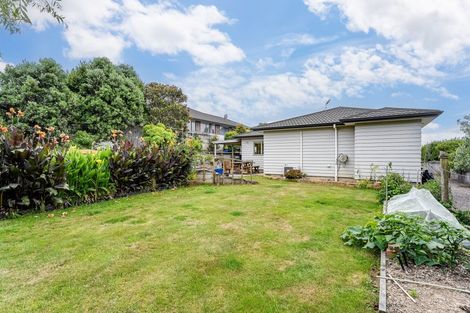 Photo of property in 121 Te Puia Drive, Aotea, Porirua, 5024