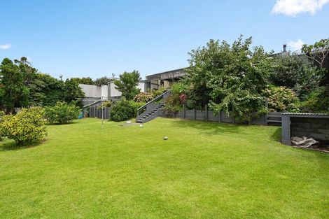 Photo of property in 4 Totara Drive, St Andrews, Hamilton, 3200