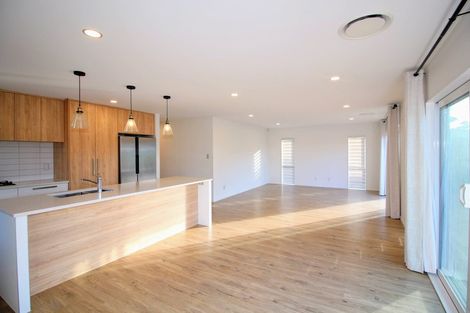 Photo of property in 33 Nobilo Road, Kumeu, 0810