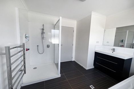 Photo of property in 8 Buckingham Place, Springvale, Whanganui, 4501