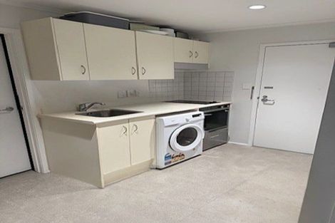 Photo of property in 4d/30 Westward Ho, Glen Eden, Auckland, 0602