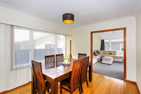 Photo of property in 22 Laurie Avenue, Papakura, 2110