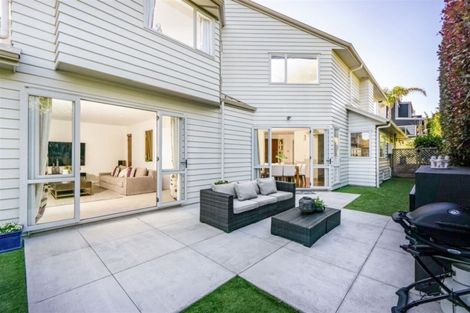 Photo of property in 45a Williamson Avenue, Belmont, Auckland, 0622