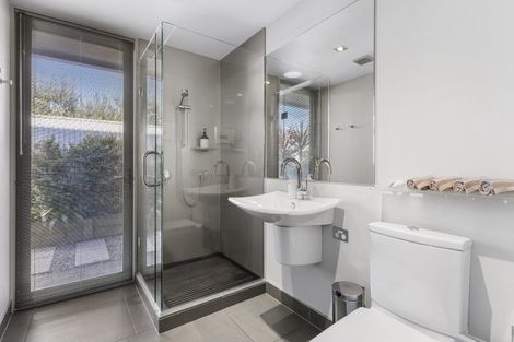 Photo of property in 7 Peel Street, Westmere, Auckland, 1022