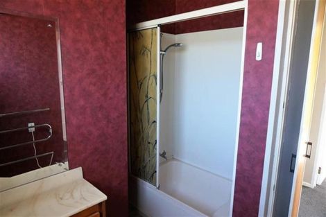 Photo of property in 37 Cunningham Street, Grasmere, Invercargill, 9810