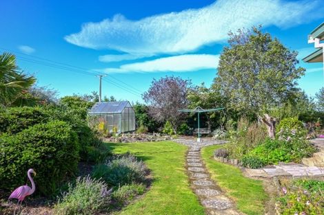 Photo of property in 939 Hillend Road, Hillend, Balclutha, 9272