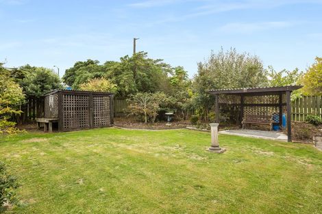 Photo of property in 73 Main Road, Titahi Bay, Porirua, 5022
