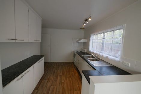 Photo of property in 16 Hoylake Place, Wattle Downs, Auckland, 2103