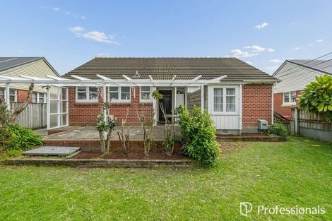 Photo of property in 305 Oxford Terrace, Avalon, Lower Hutt, 5011