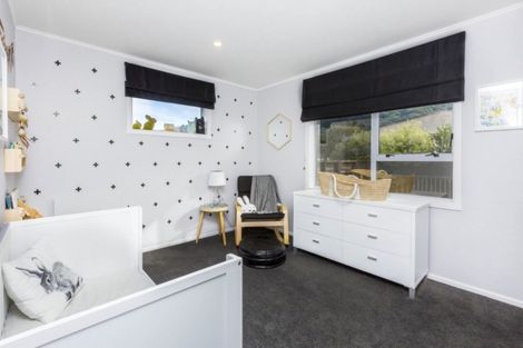 Photo of property in 5 Mitre Grove, Trentham, Upper Hutt, 5018