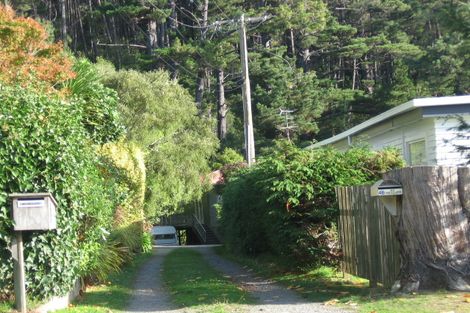 Photo of property in 48 Kamahi Street, Stokes Valley, Lower Hutt, 5019