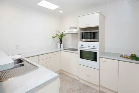 Photo of property in 2/39 Tarnica Road, Northpark, Auckland, 2013