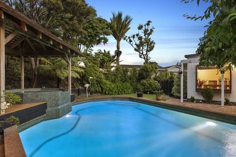 Photo of property in 10 Oban Road, Browns Bay, Auckland, 0630