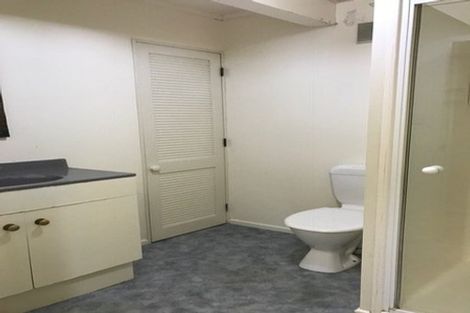 Photo of property in 63 Palliser Road, Roseneath, Wellington, 6011