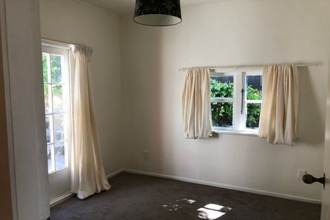 Photo of property in 6 Pitarua Street, Thorndon, Wellington, 6011