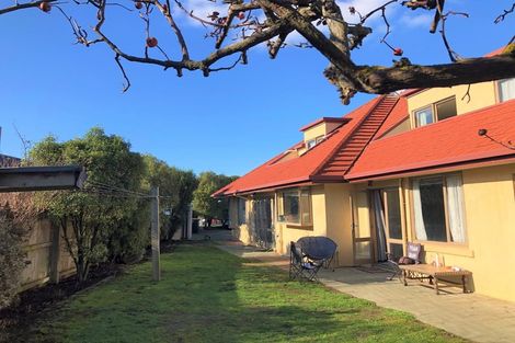 Photo of property in 52 Blue Gum Place, New Brighton, Christchurch, 8083