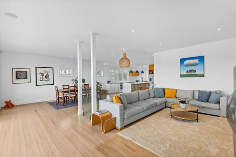 Photo of property in 1 Bangor Street, Point Chevalier, Auckland, 1022