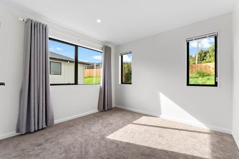 Photo of property in 16 Anehu Place, Greenhithe, Auckland, 0632