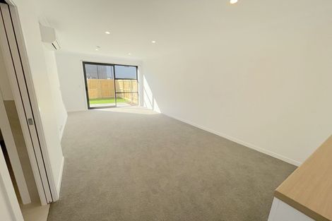 Photo of property in 9 Kaokao Lane, Mangere, Auckland, 2022