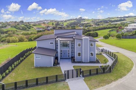 Photo of property in 45 Sovereign Street, Flat Bush, Auckland, 2019